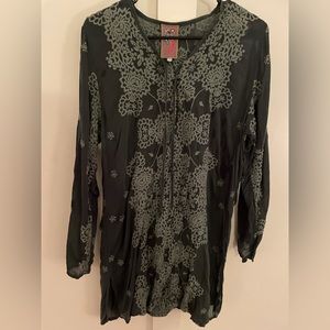 Dark green embroidered Johnny Was tunic size M